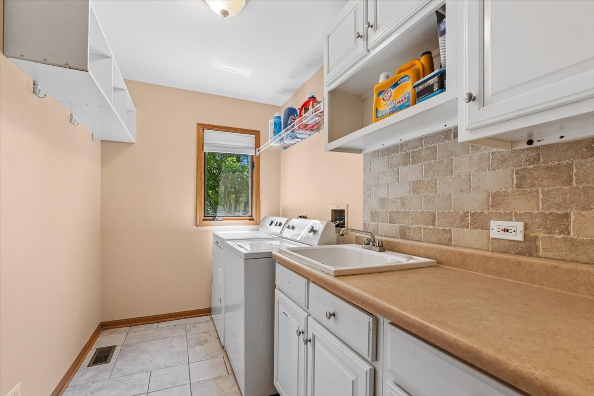 property viewer photo 11