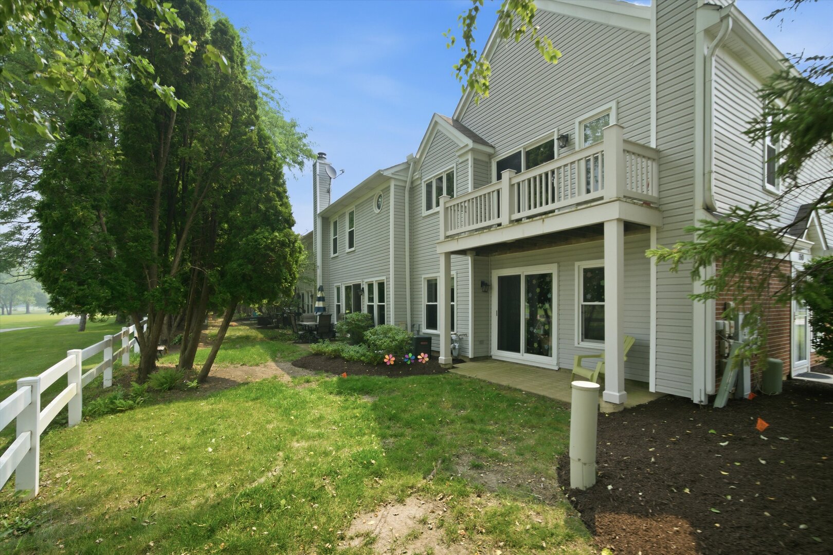 main property photo 25