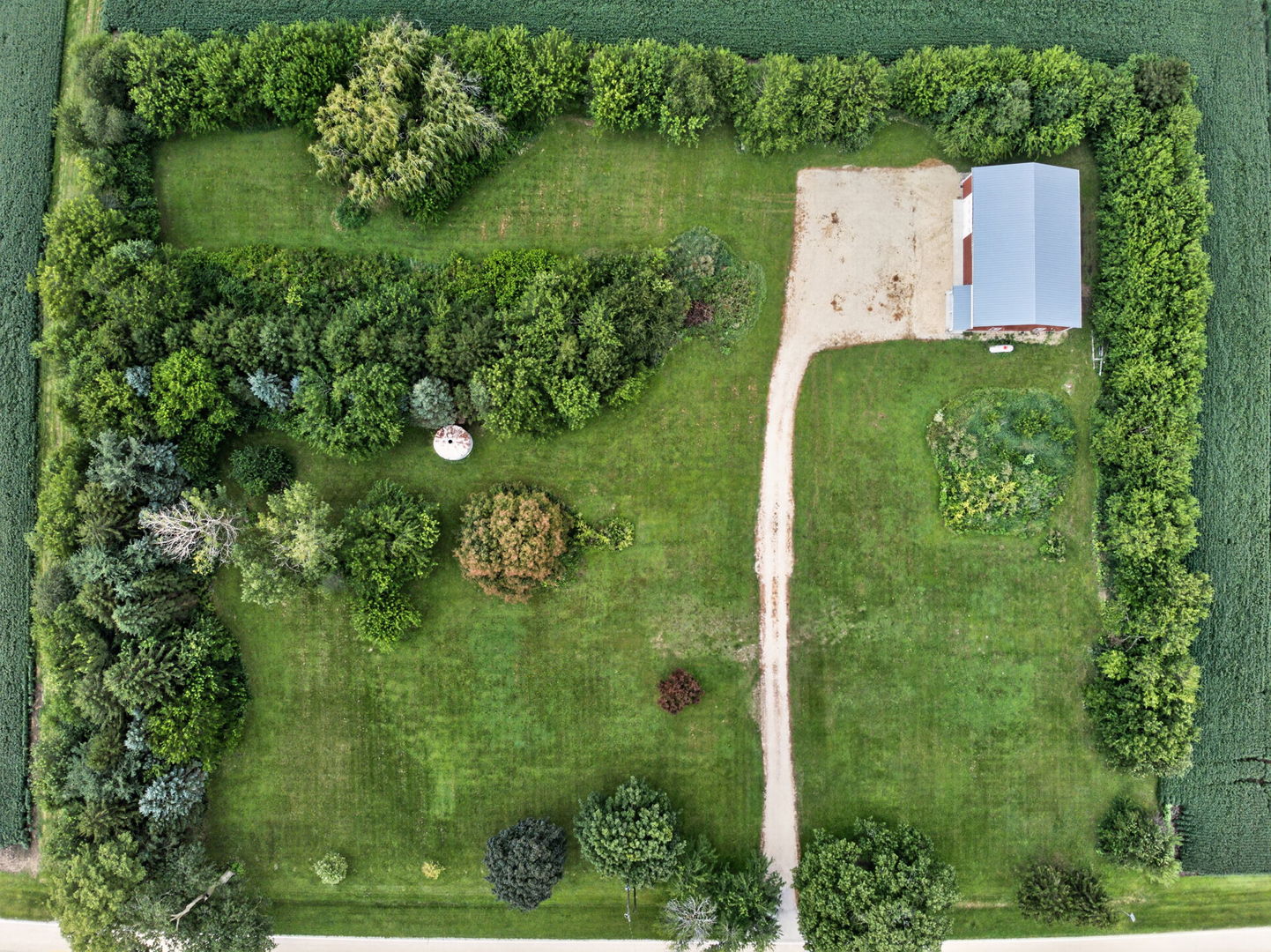 main property photo 13