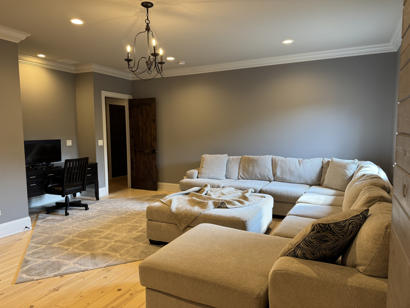 main property photo 80