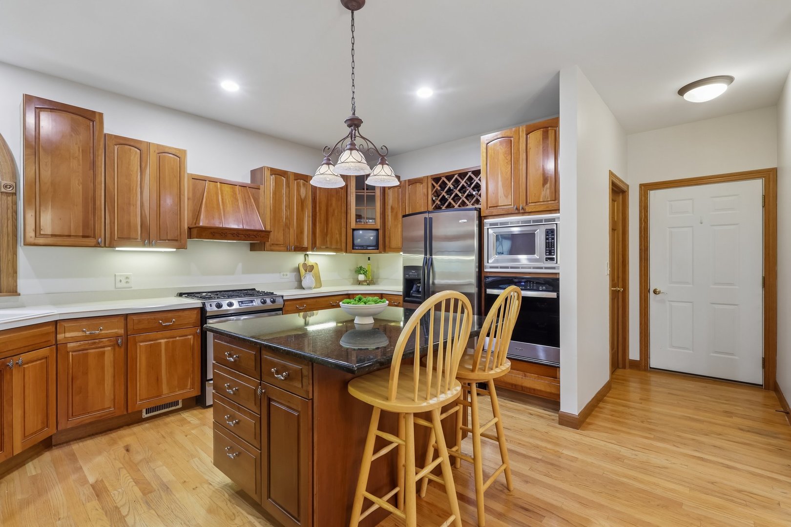 property viewer photo 18