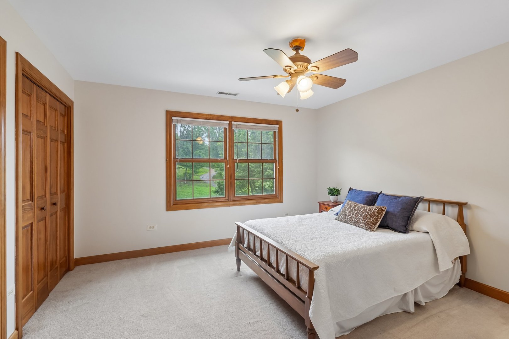 property viewer photo 28