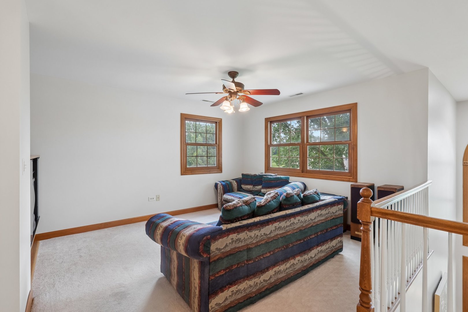 property viewer photo 35