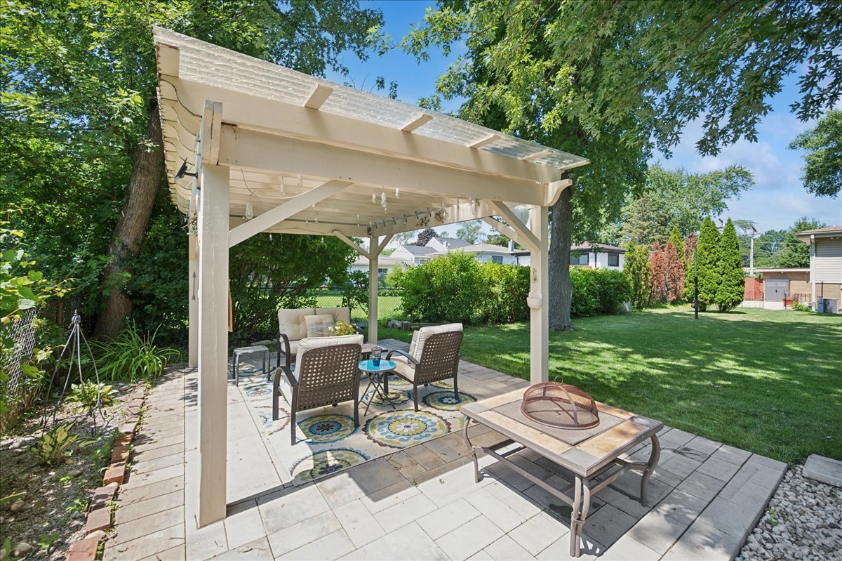 property viewer photo 16