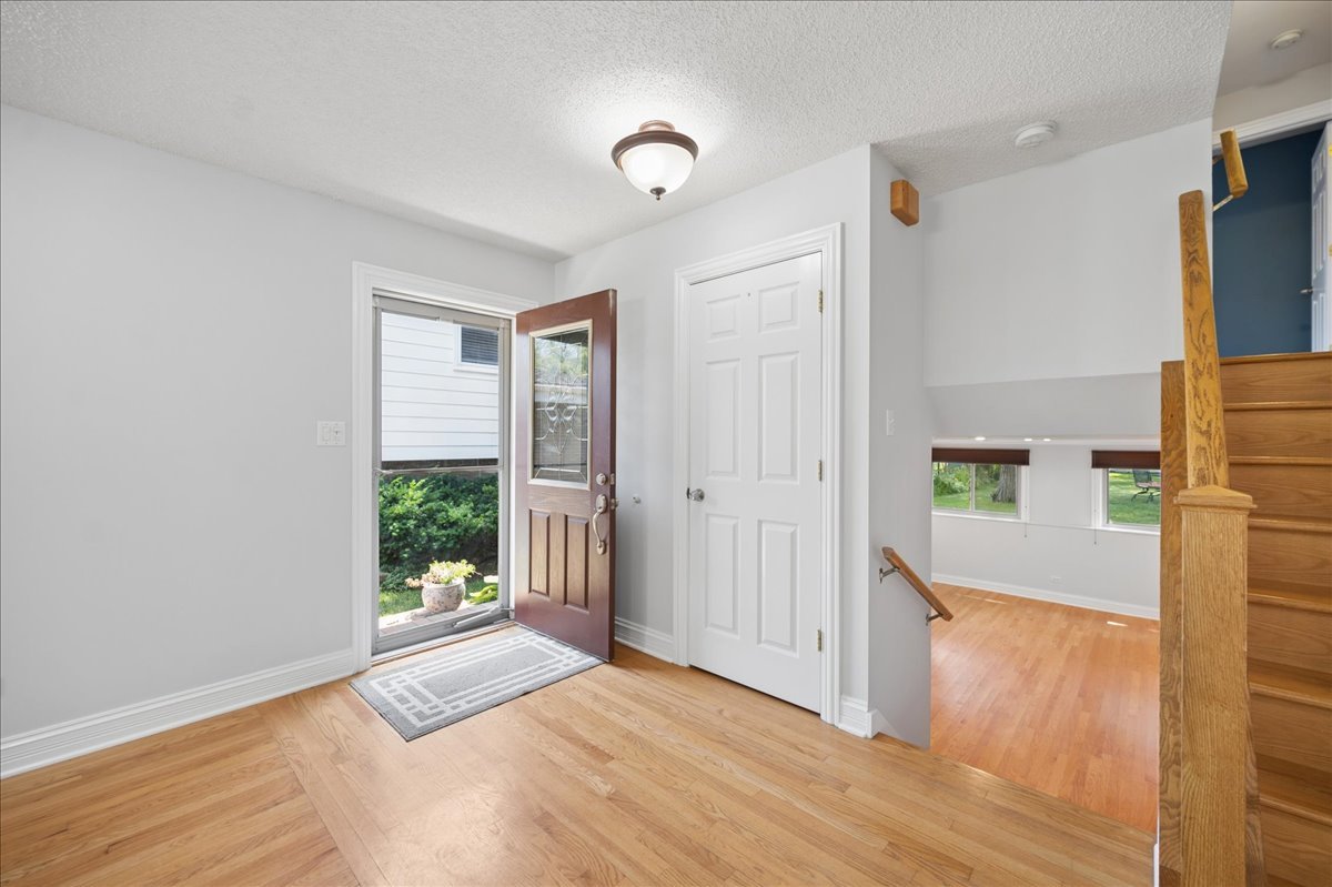 property viewer photo 2