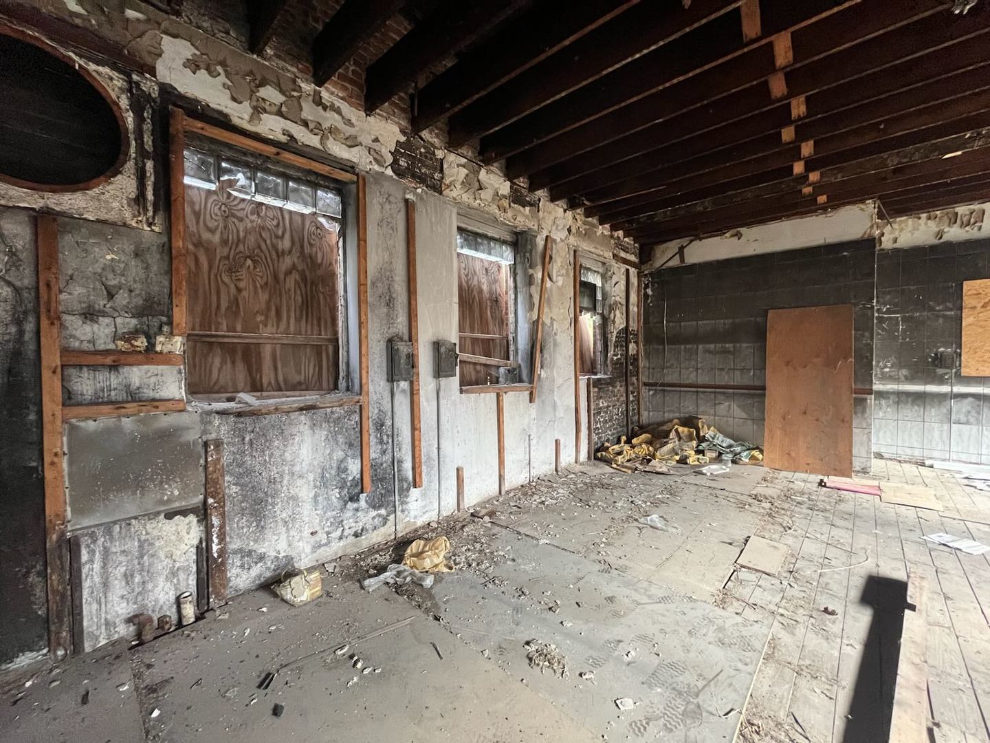main property photo 23