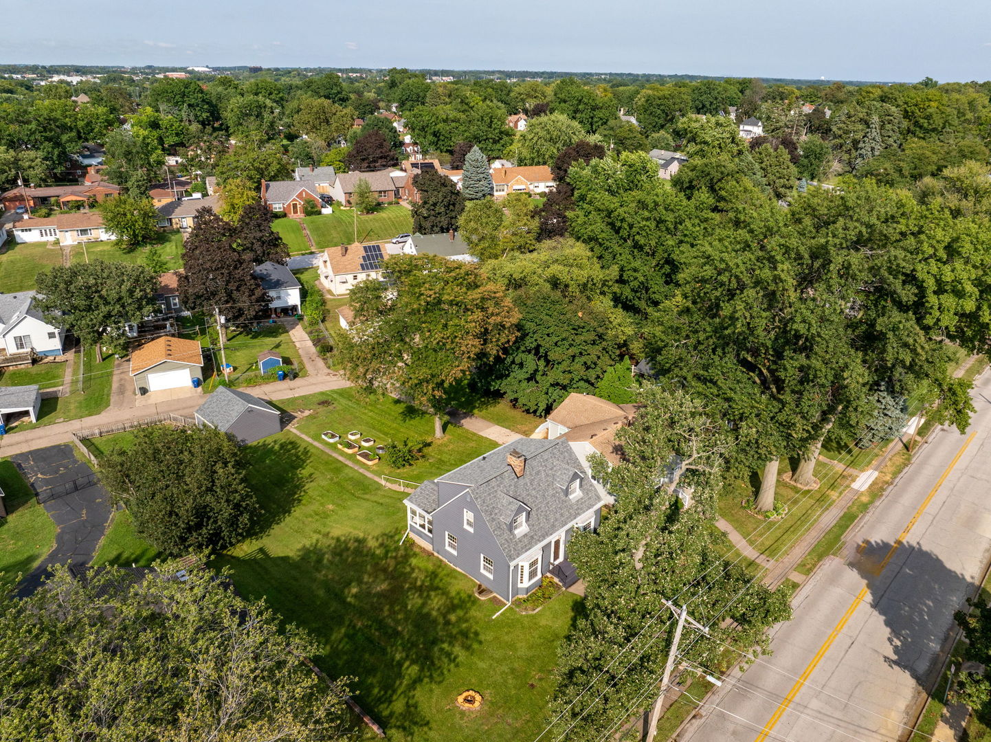 main property photo 33