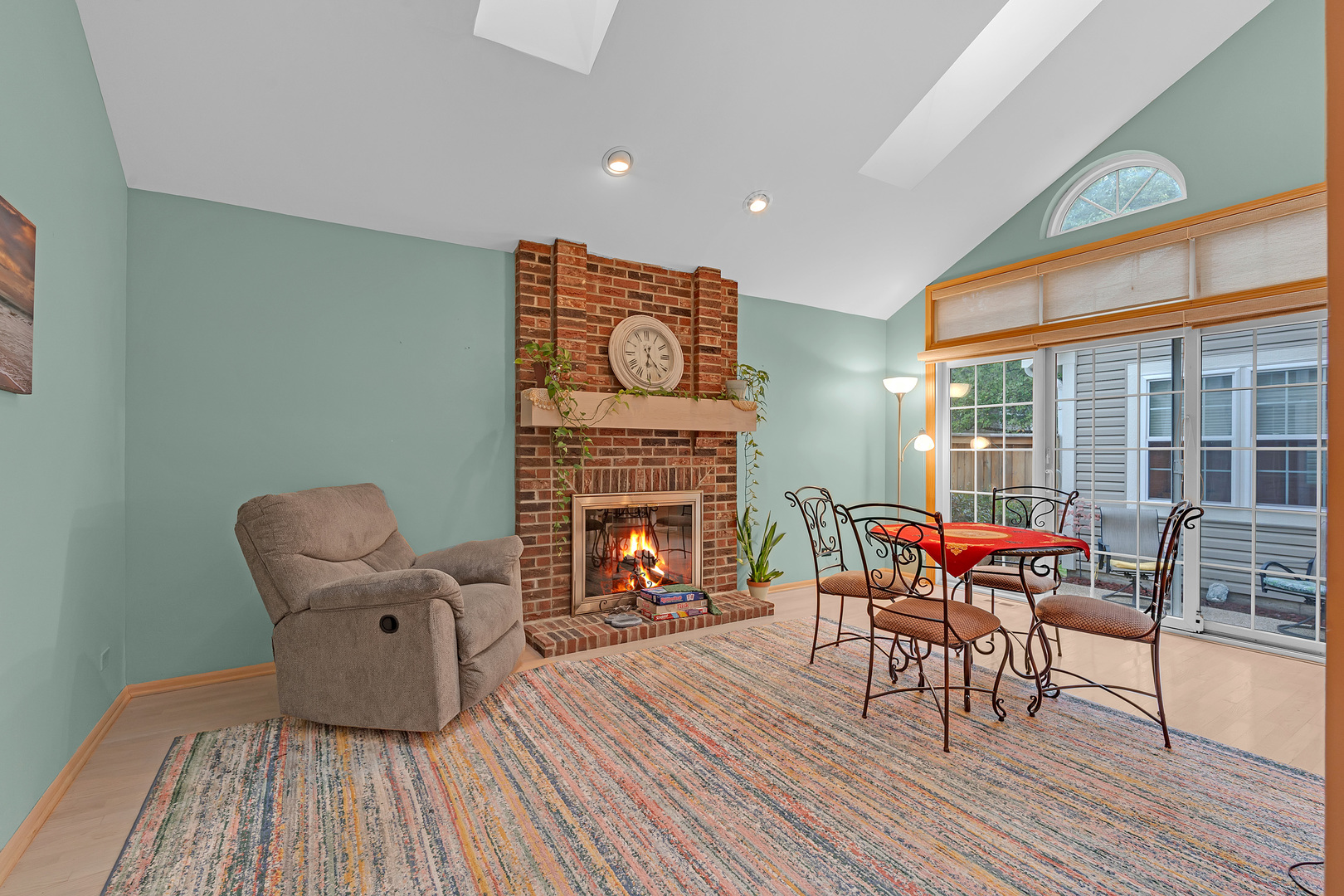 main property photo 11