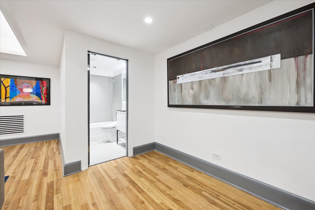 main property photo 67