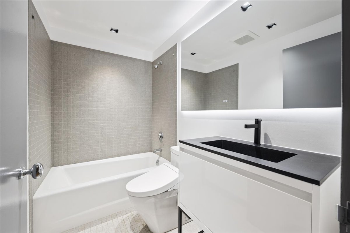 main property photo 68