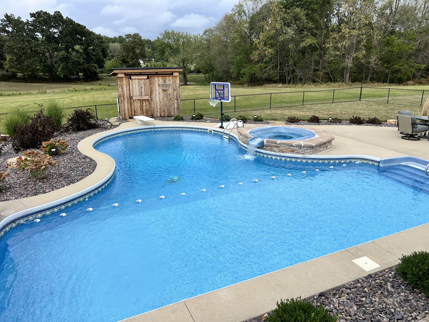 main property photo 44