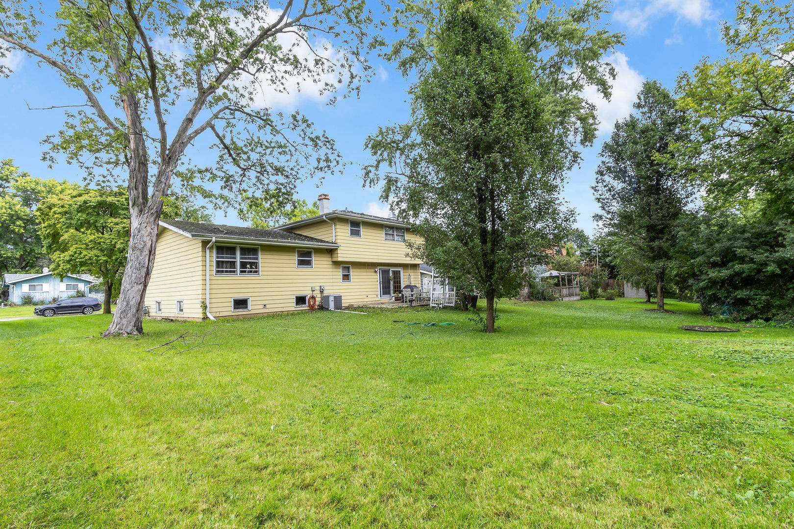 main property photo 18