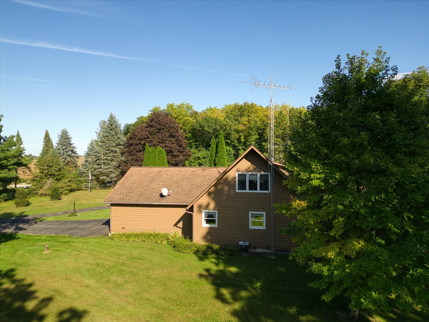 main property photo 43