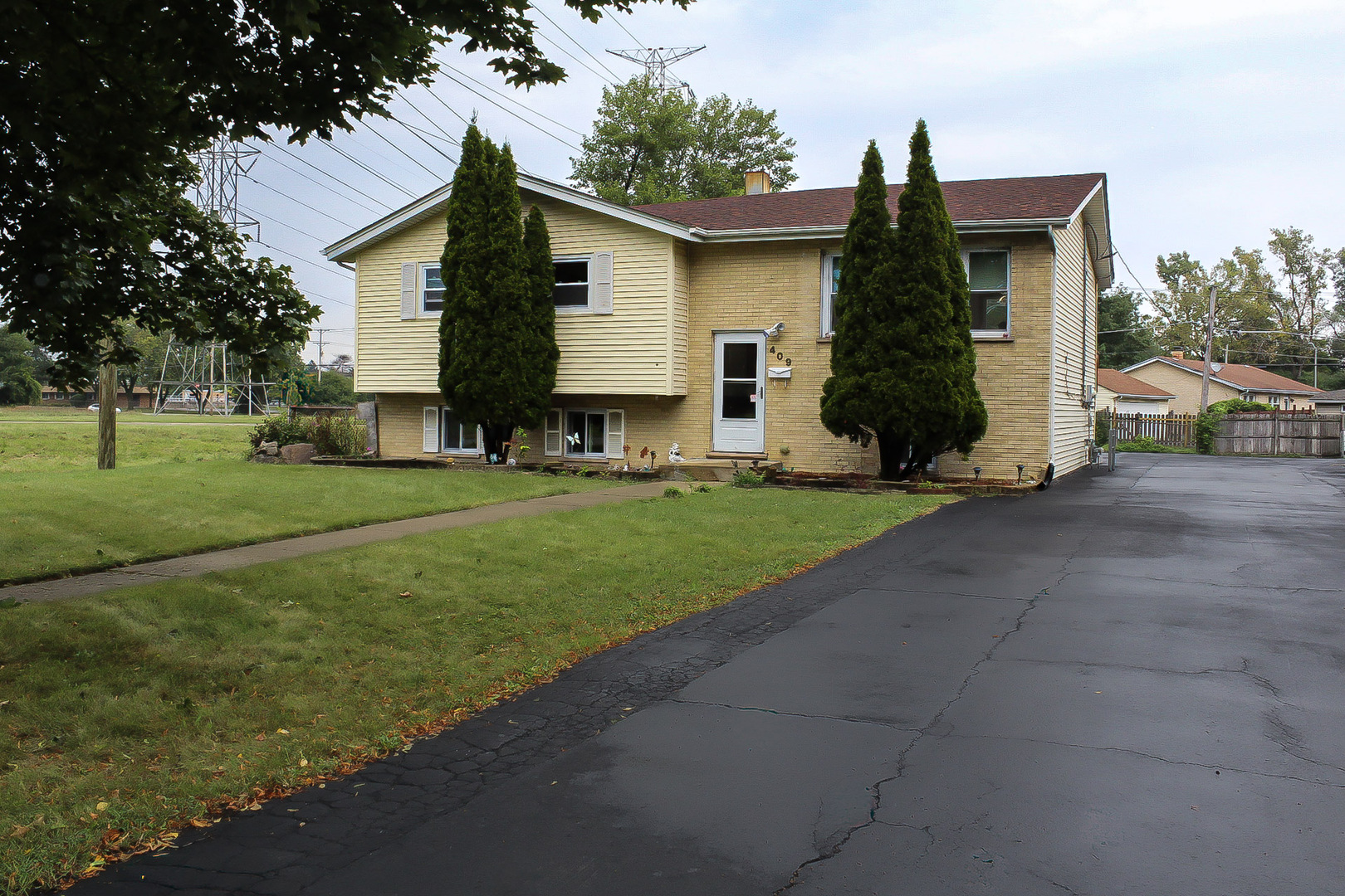 main property photo 1