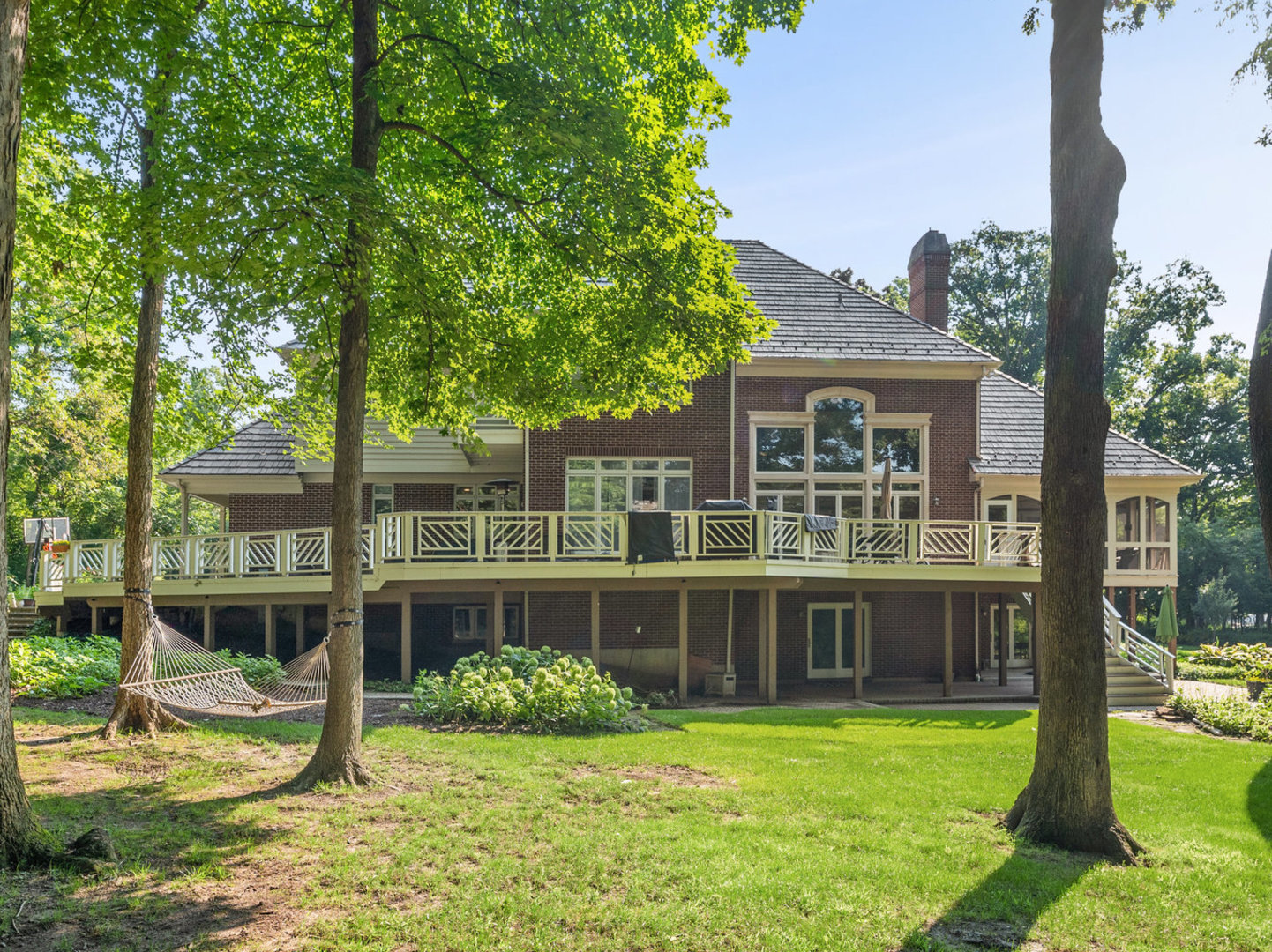 main property photo 40