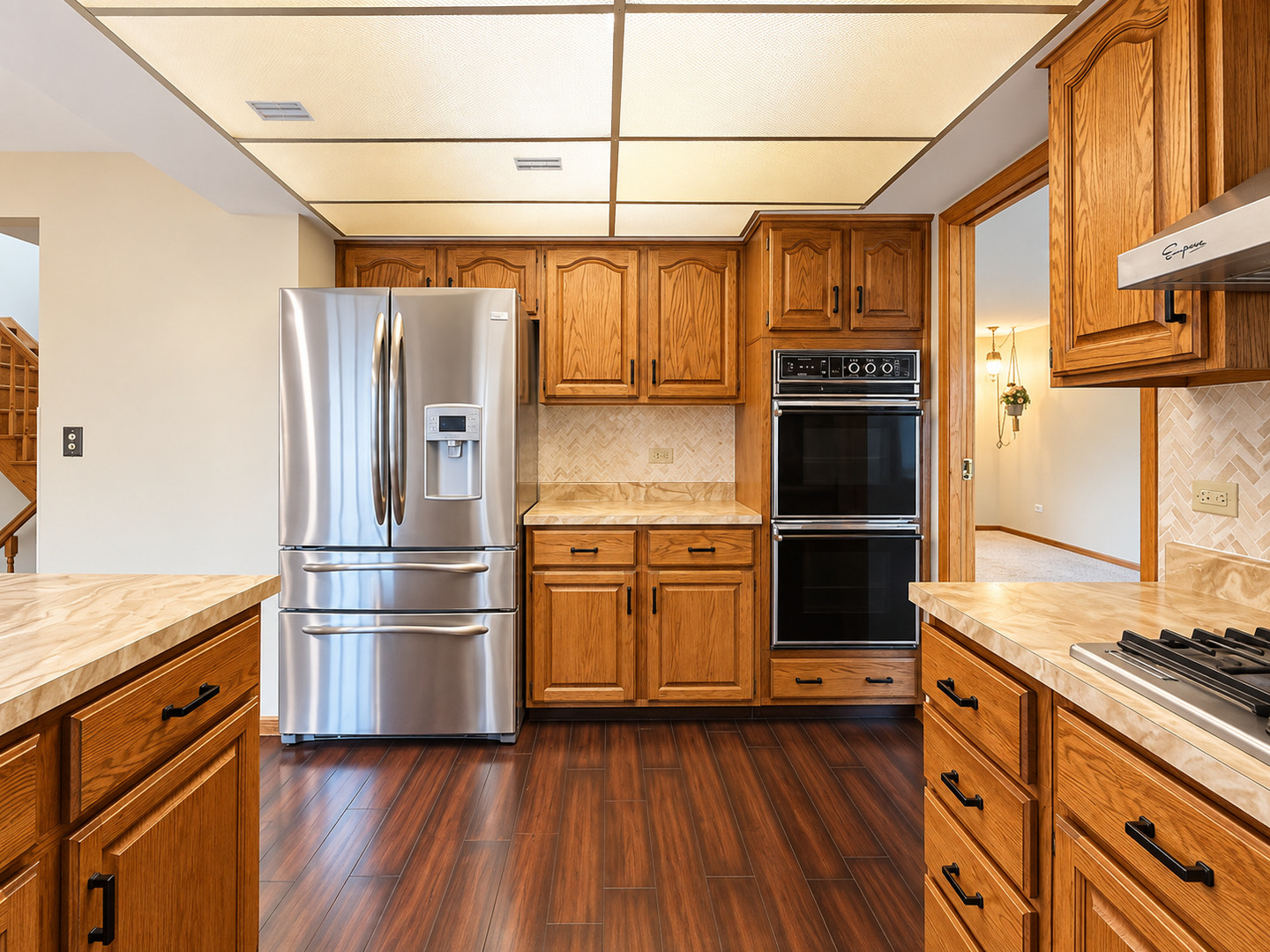 main property photo 13