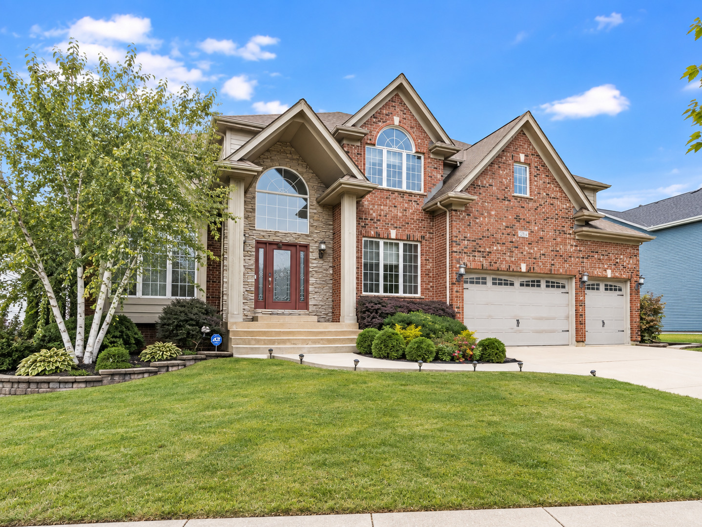 main property photo 2
