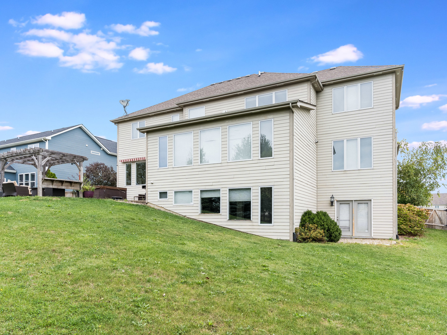 main property photo 48