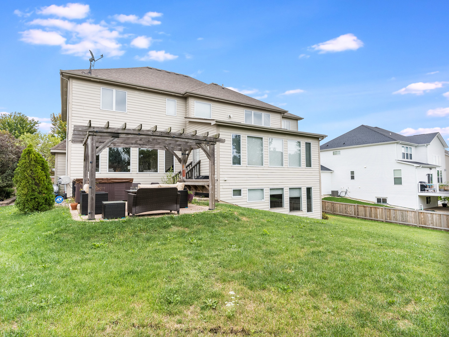 main property photo 49