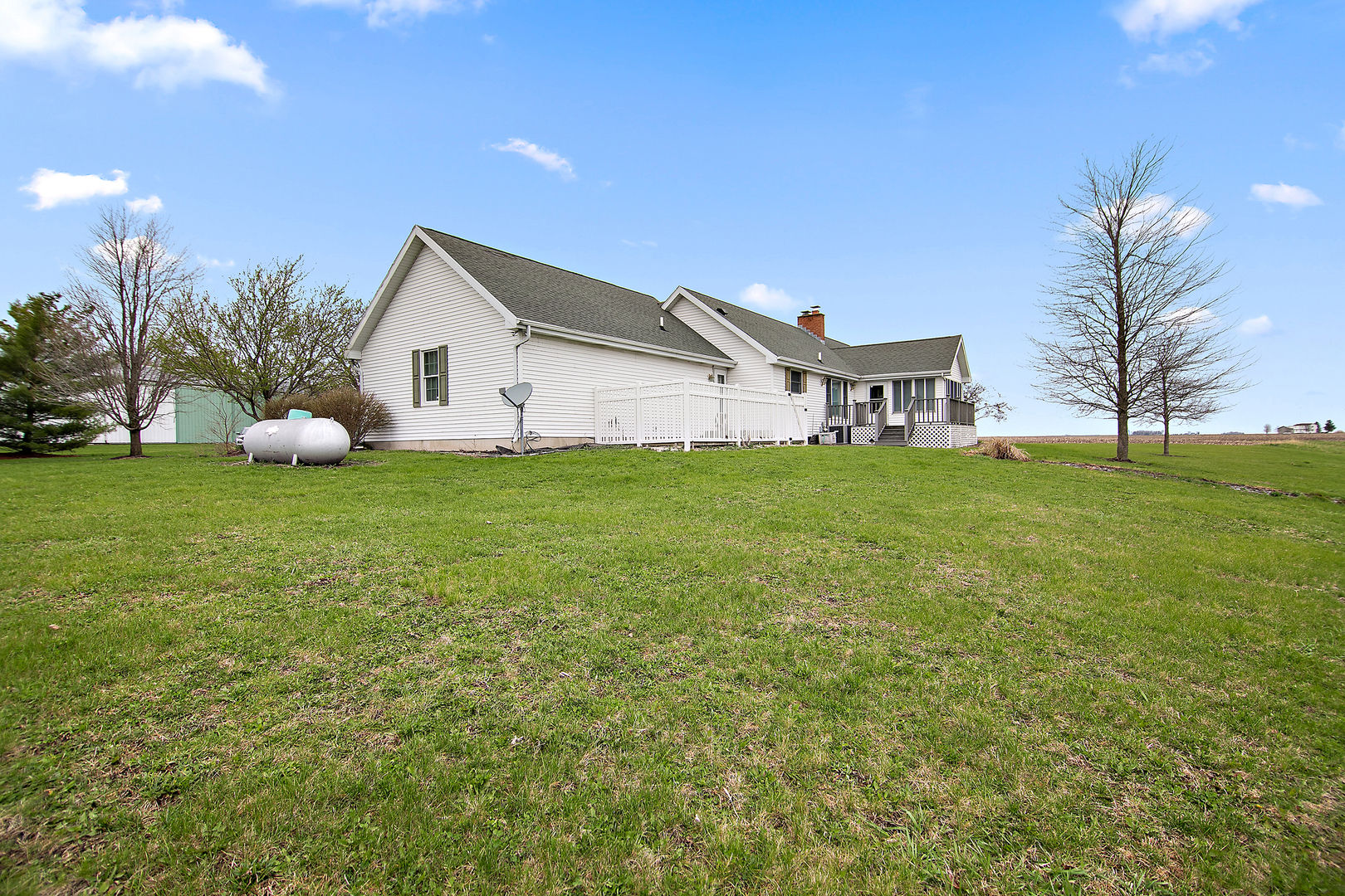 main property photo 25