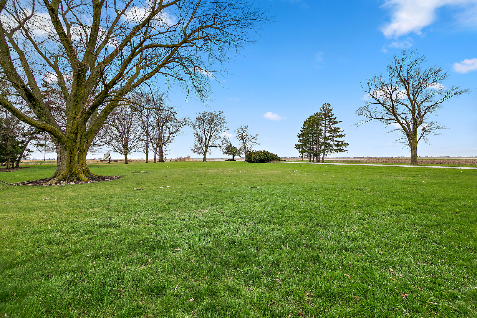 main property photo 27