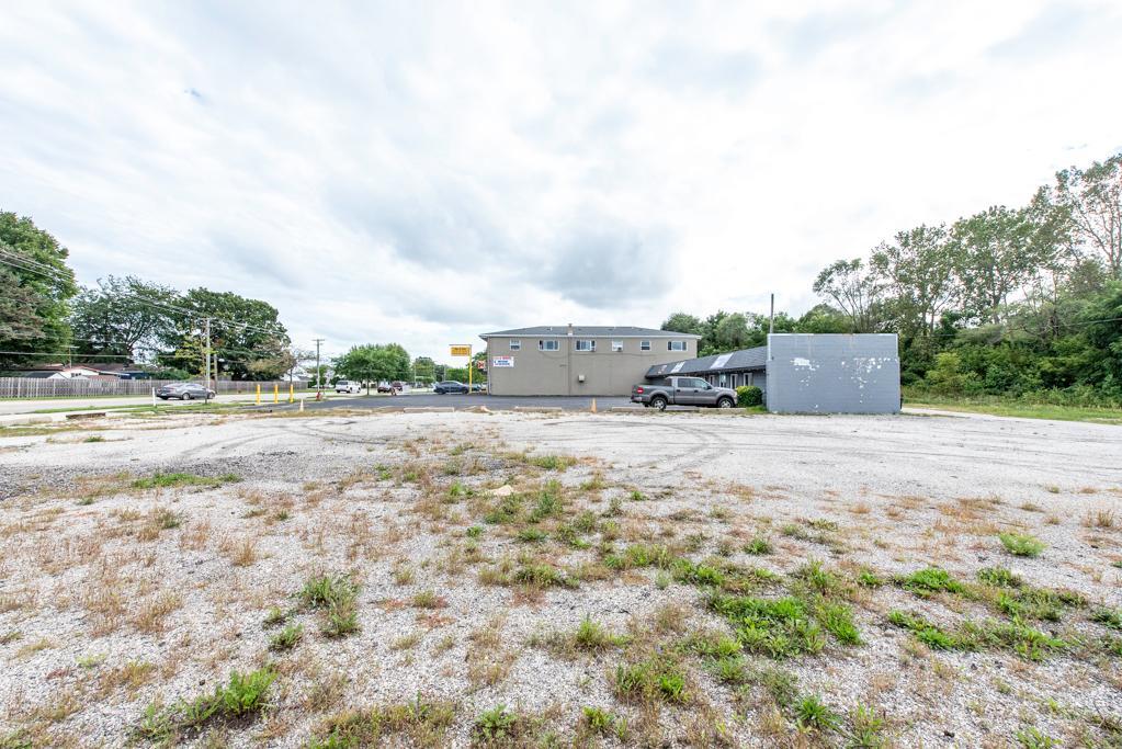 main property photo 6