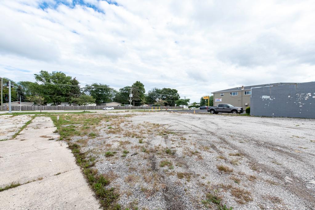 main property photo 7