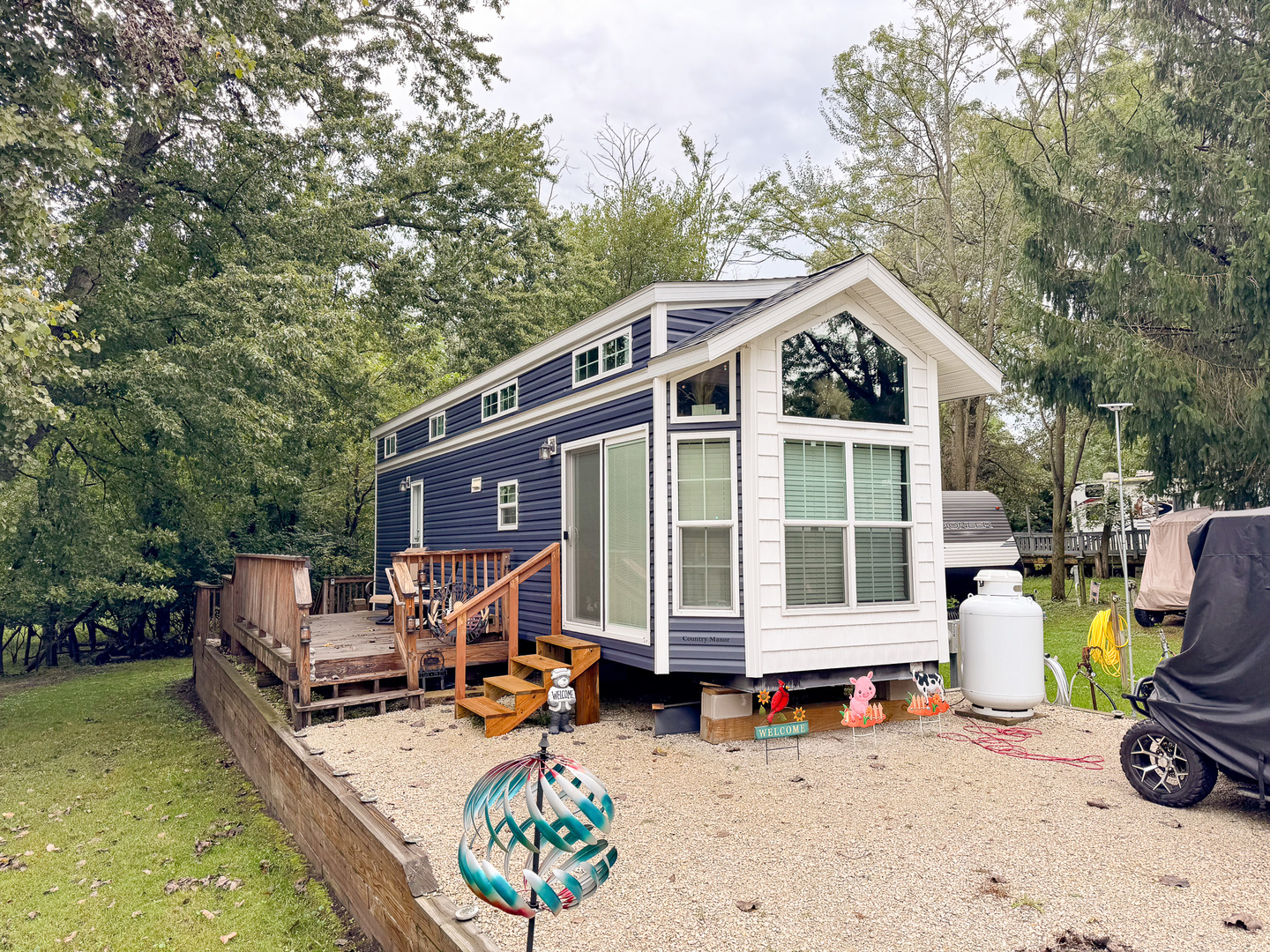 main property photo 0