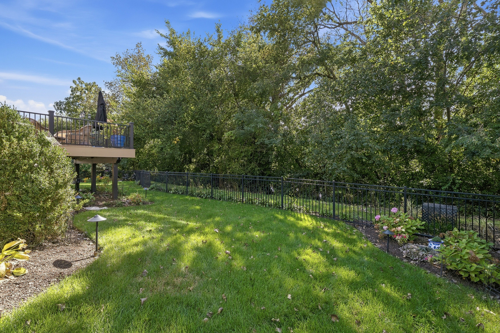 main property photo 50