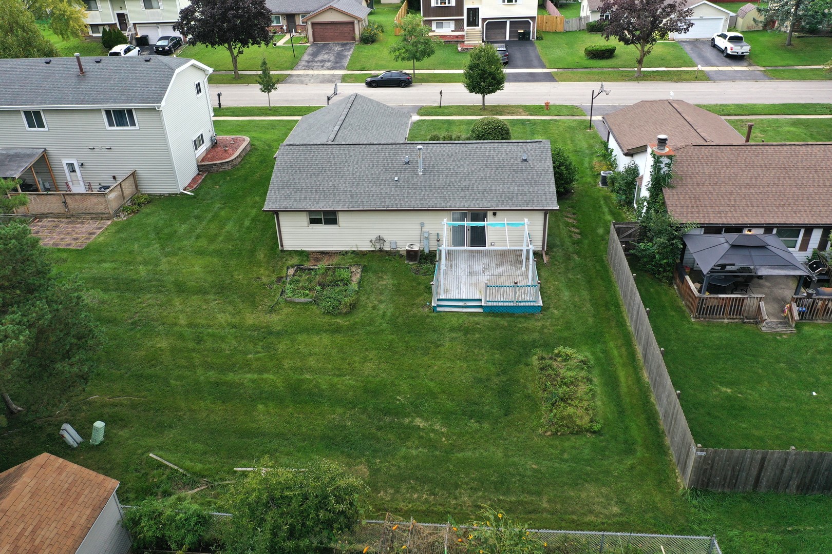 main property photo 18