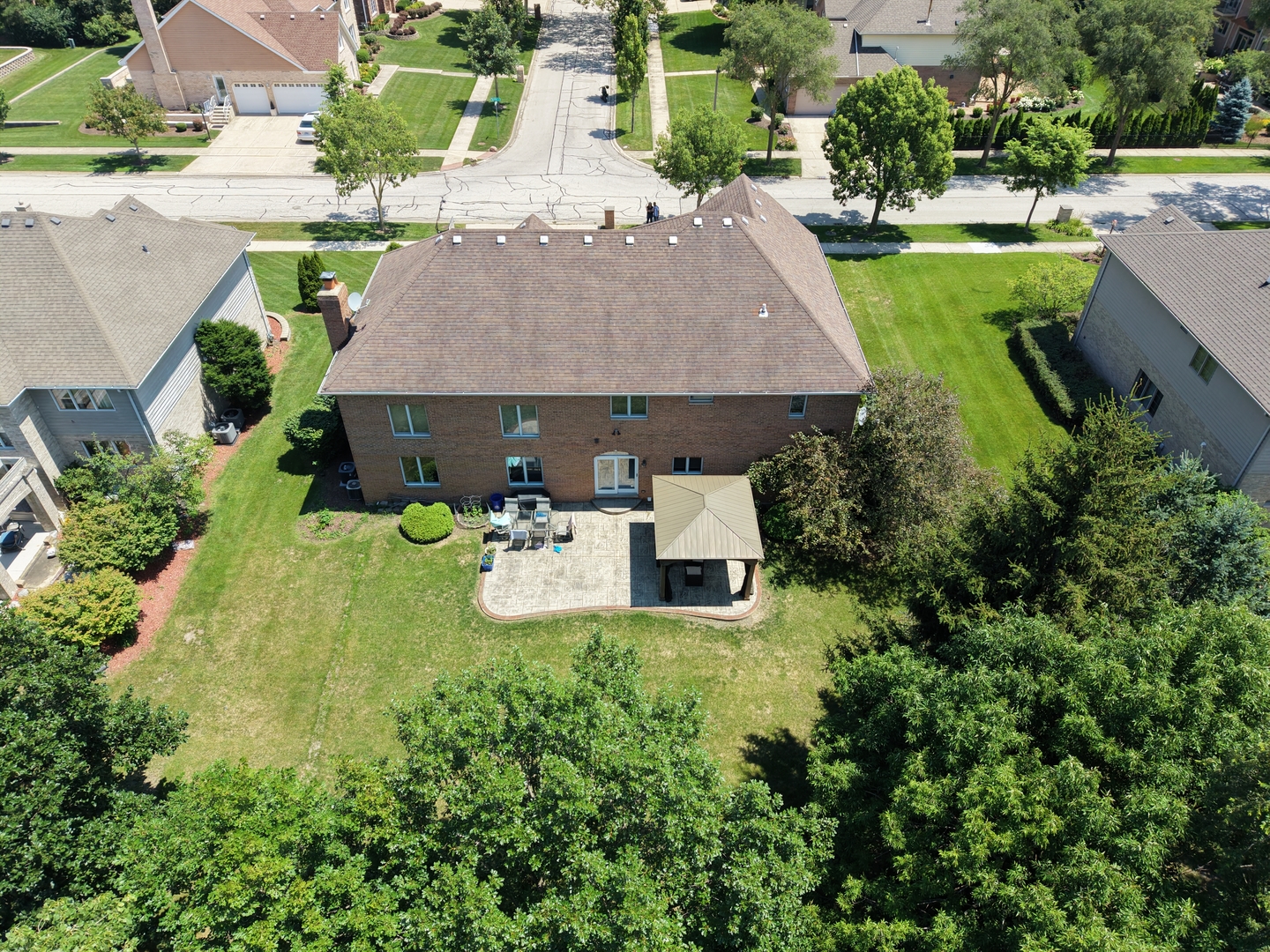 main property photo 12