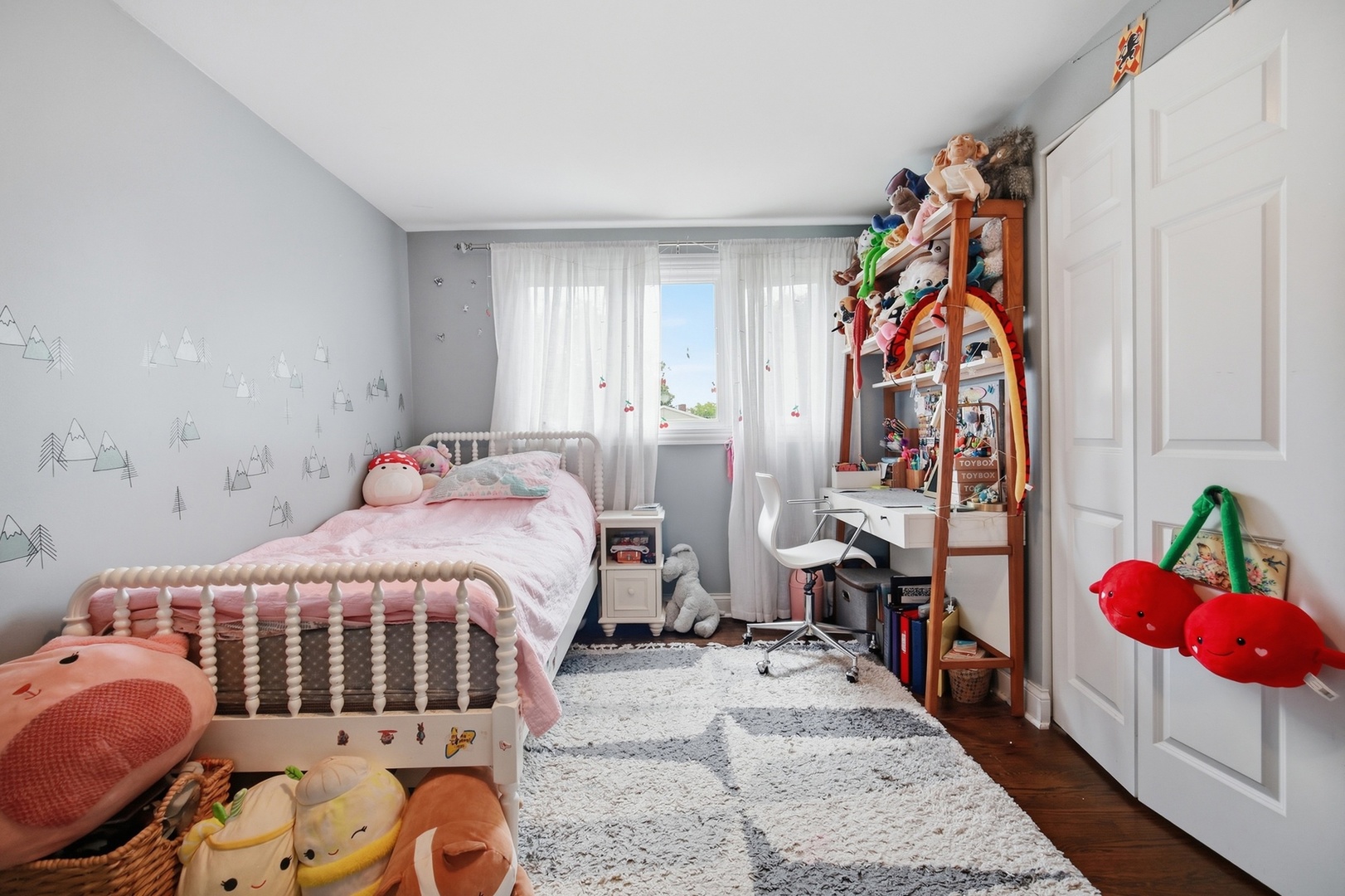 main property photo 12