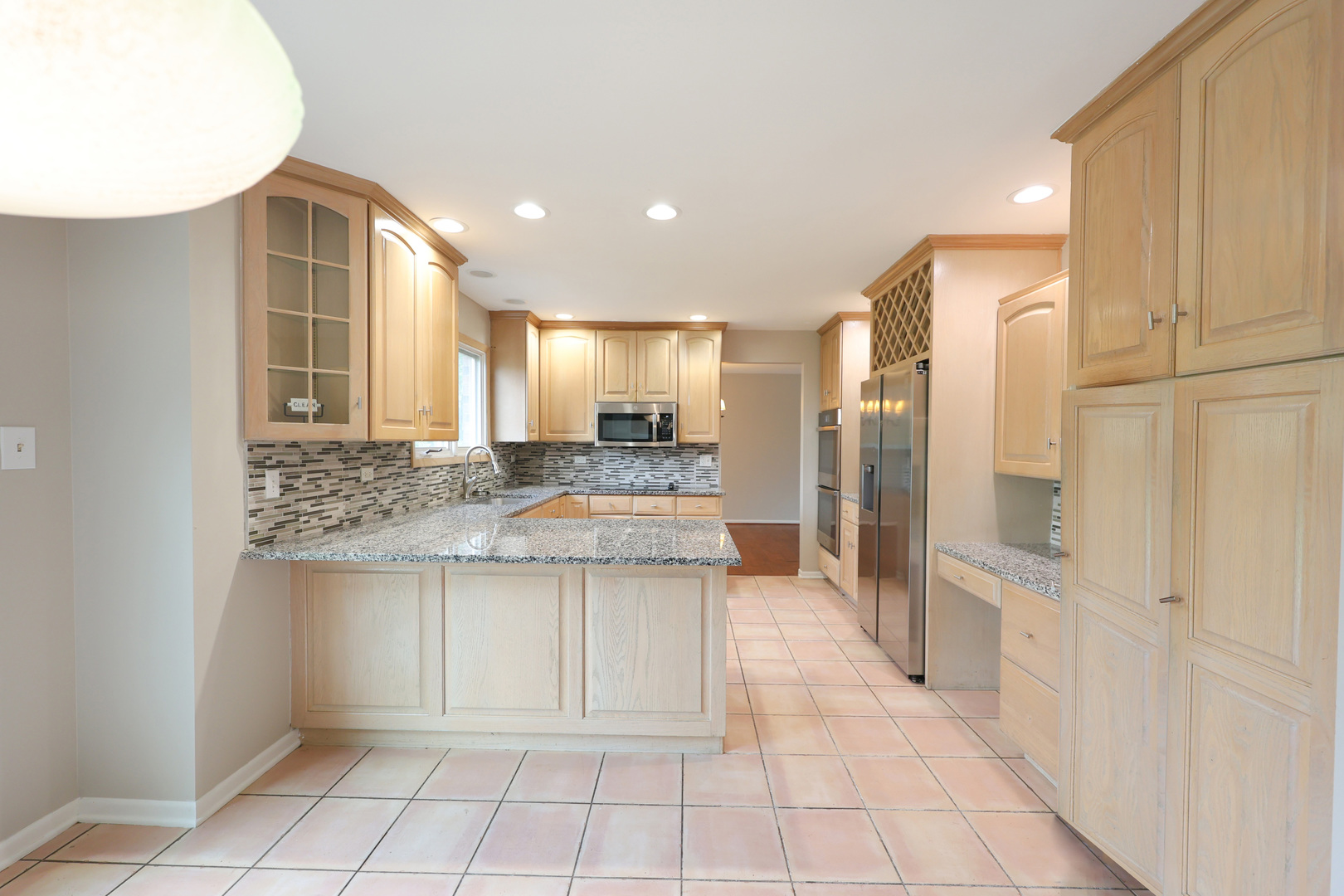 main property photo 12