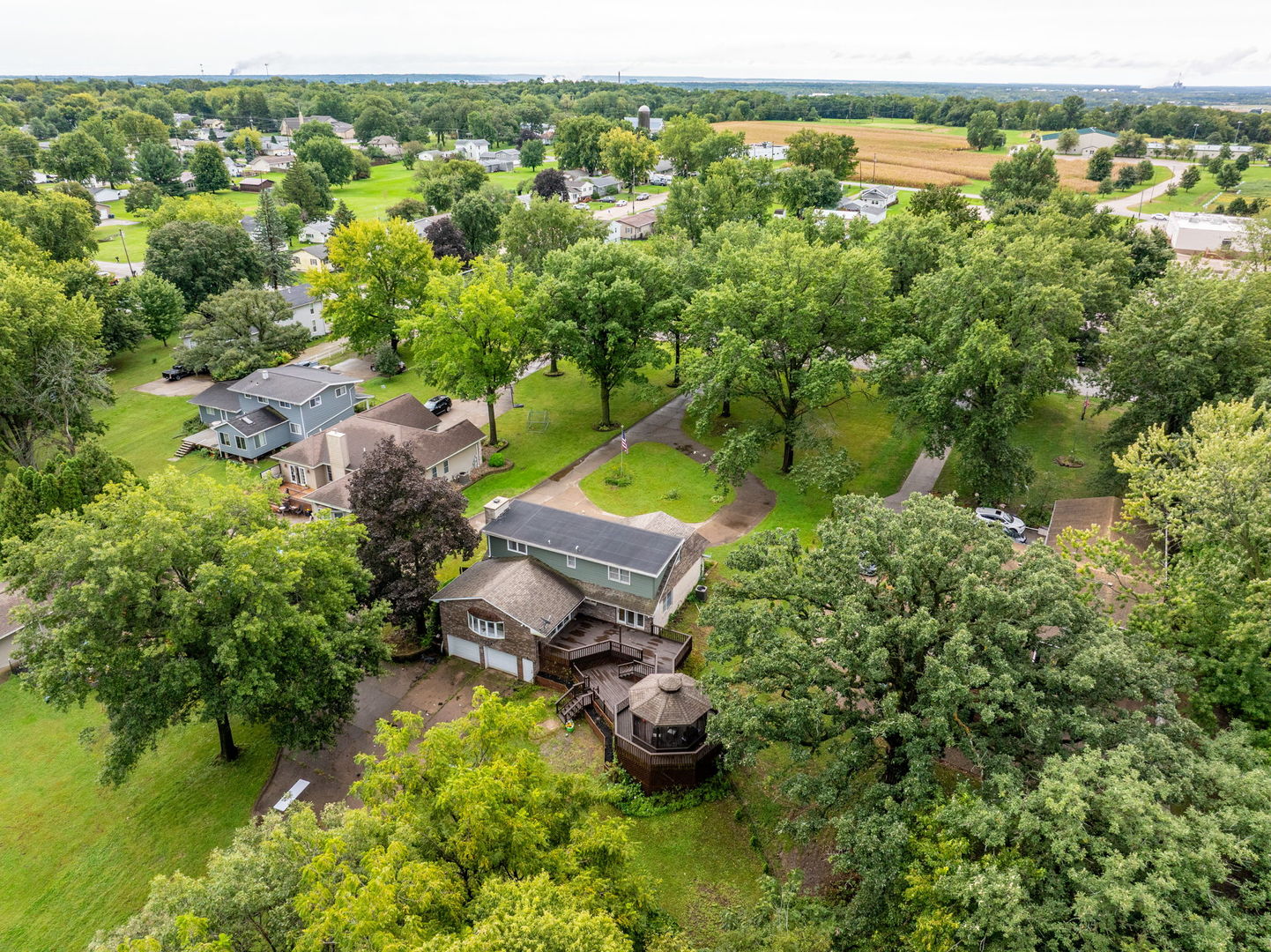 main property photo 48