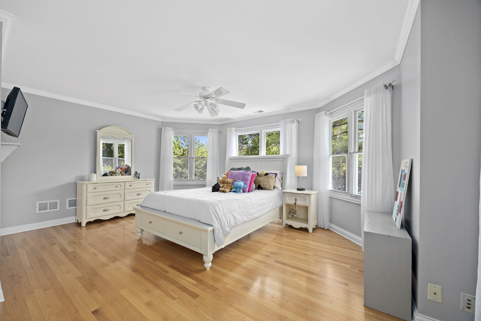 main property photo 52