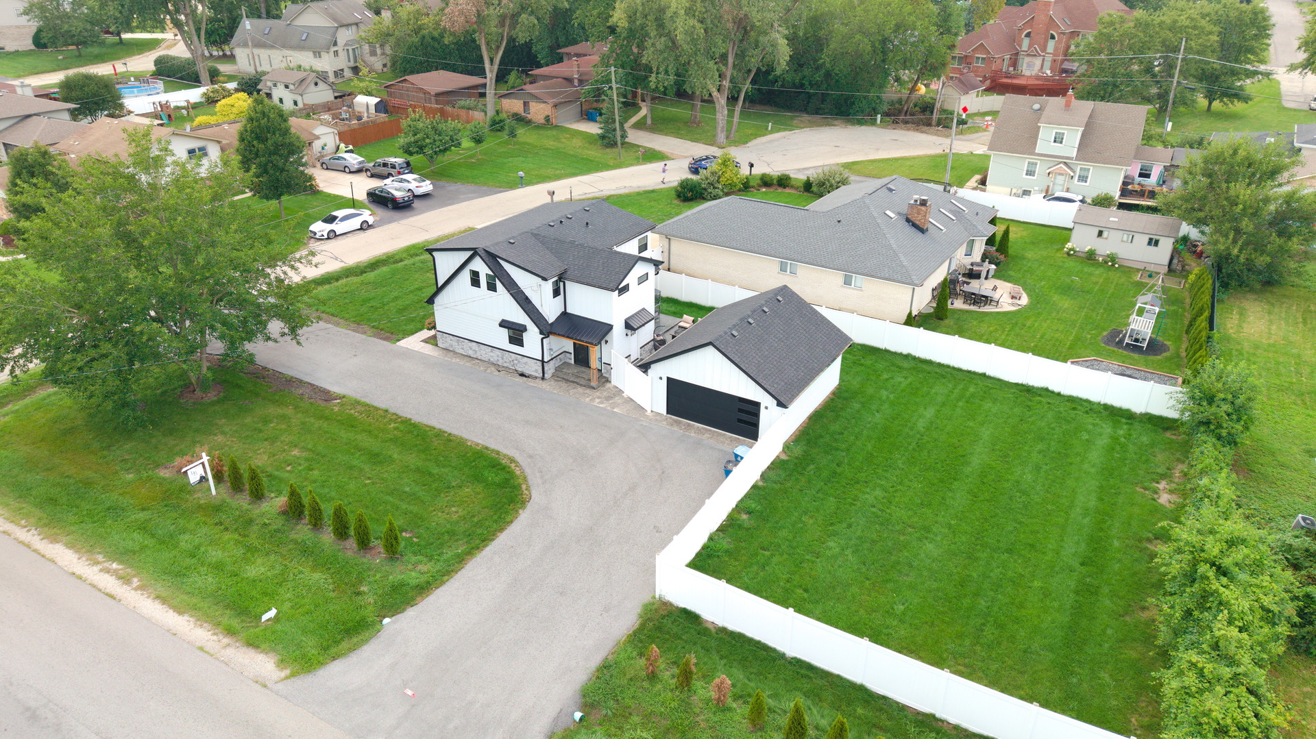 main property photo 60
