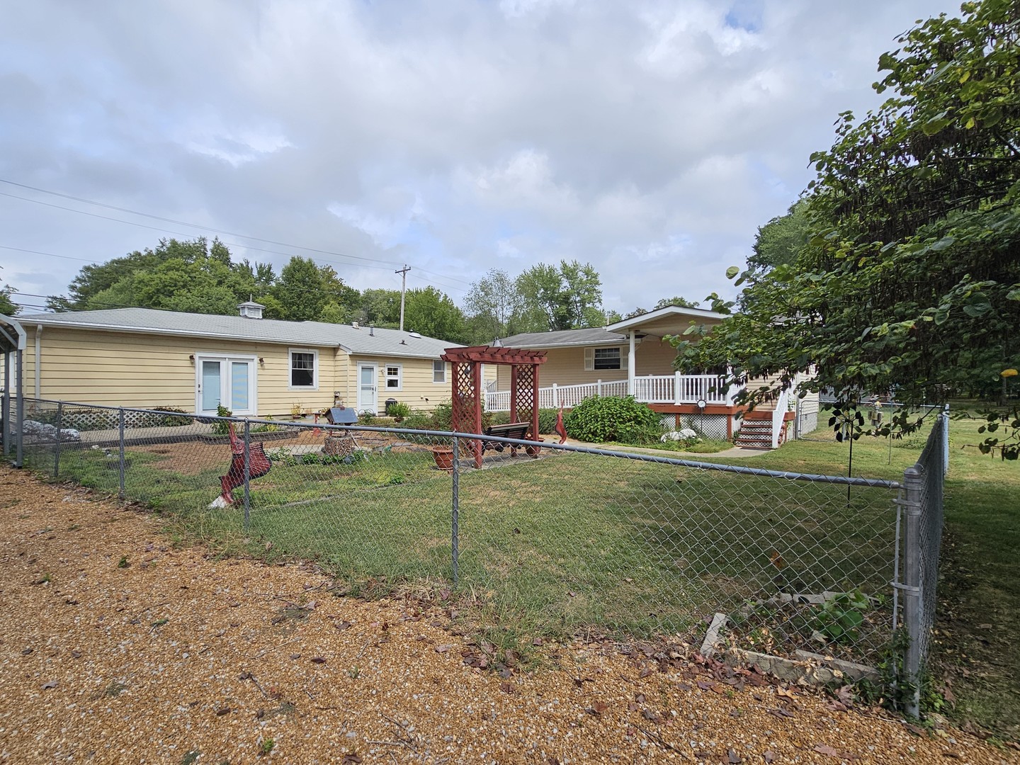 main property photo 15