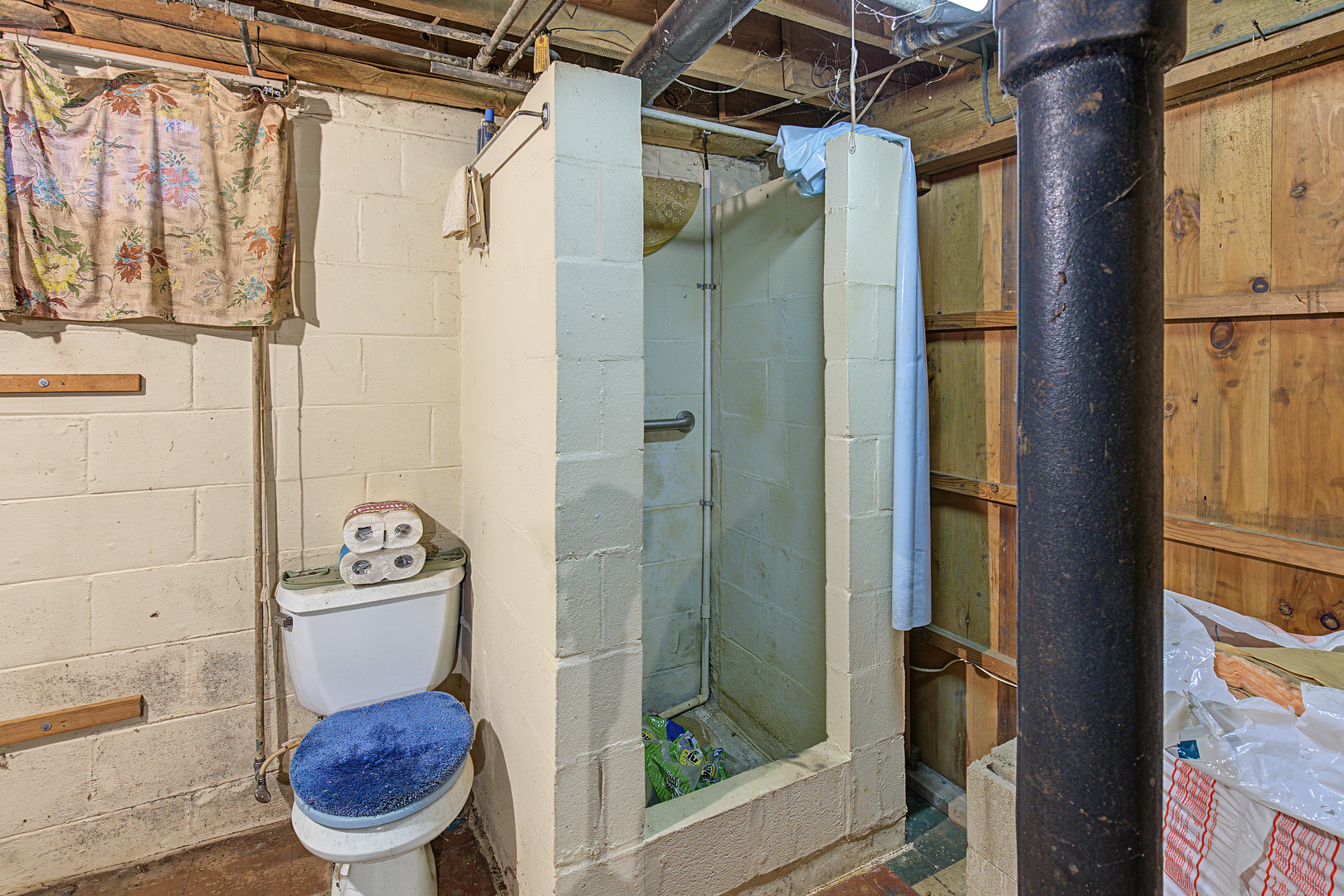 main property photo 46