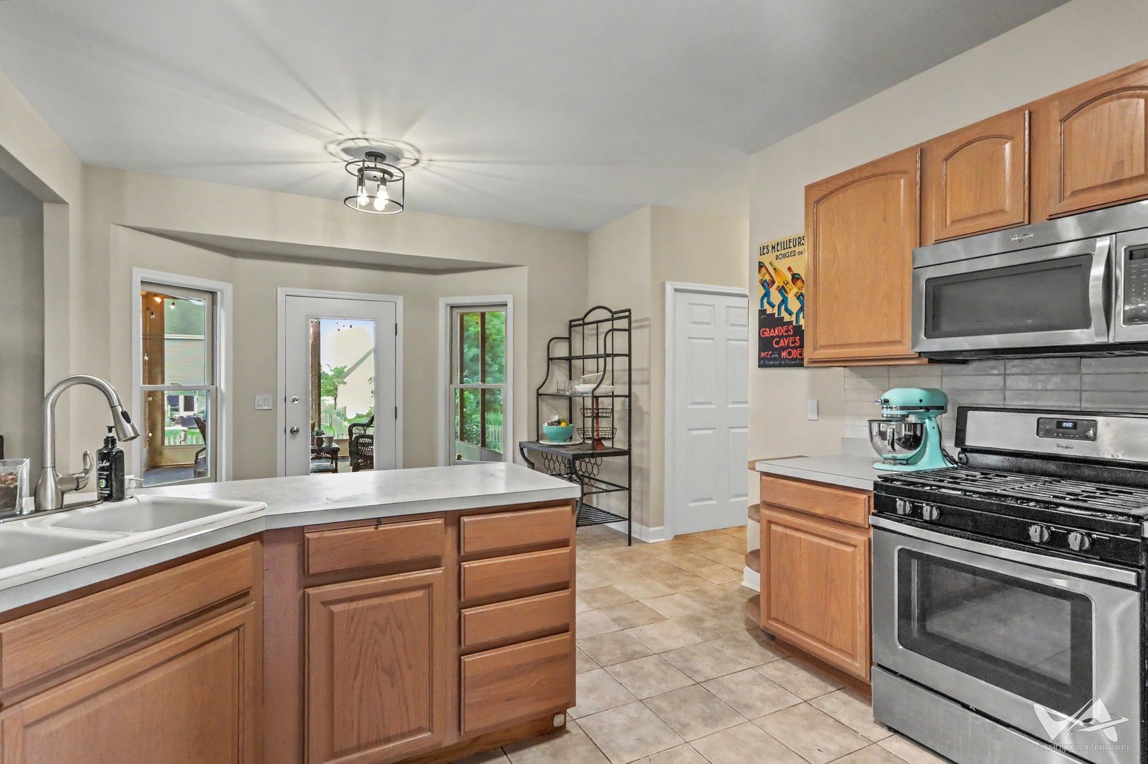 main property photo 8
