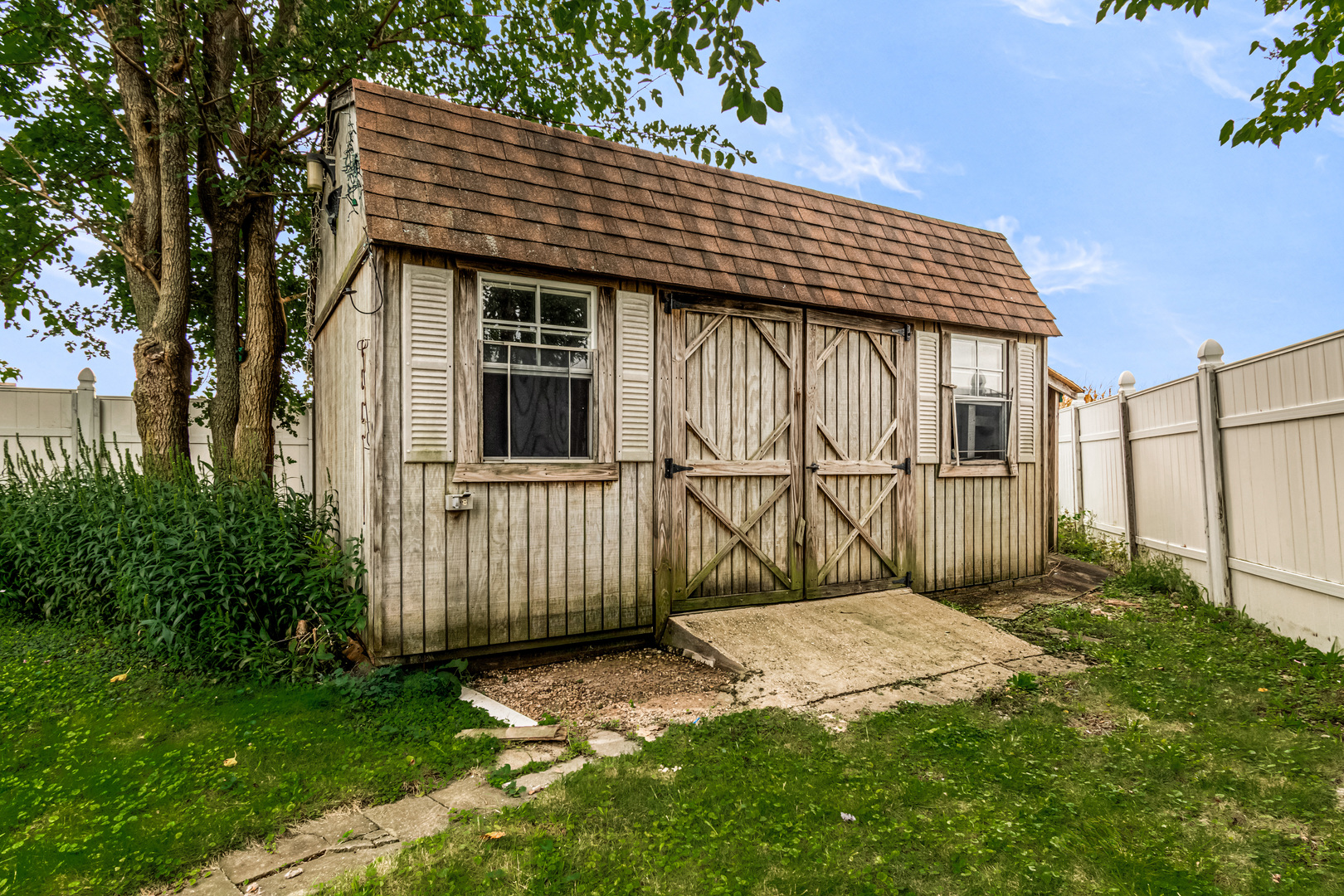 main property photo 56