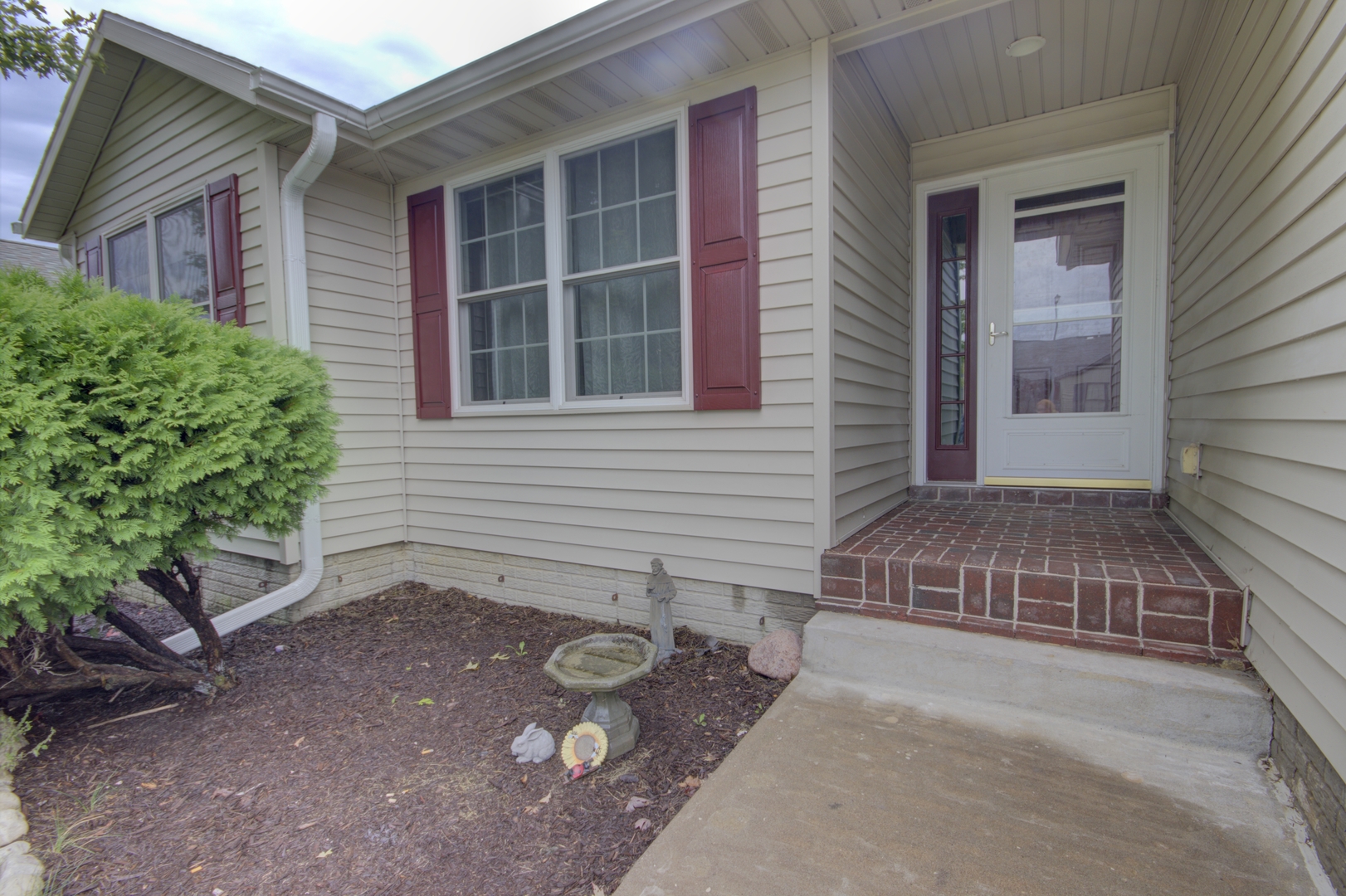 main property photo 40