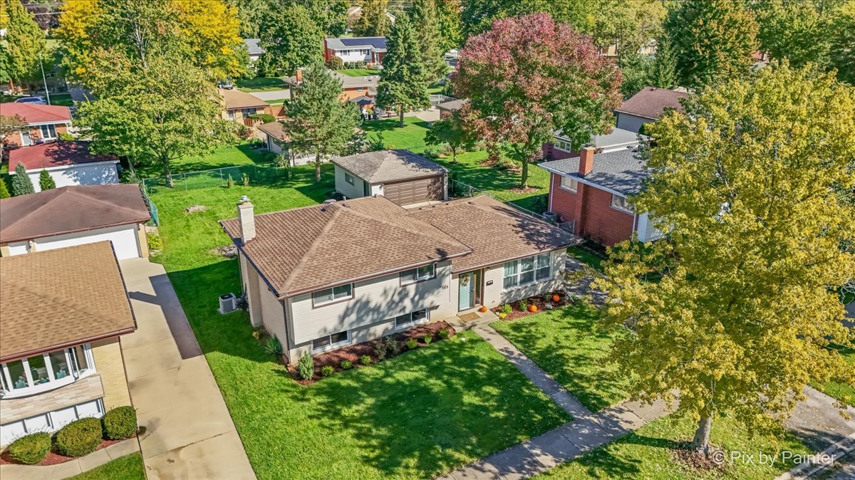 main property photo 30