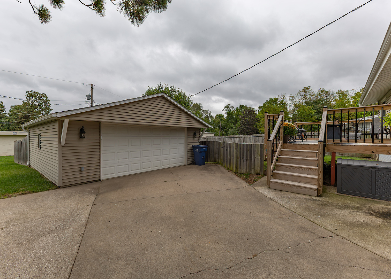 main property photo 21