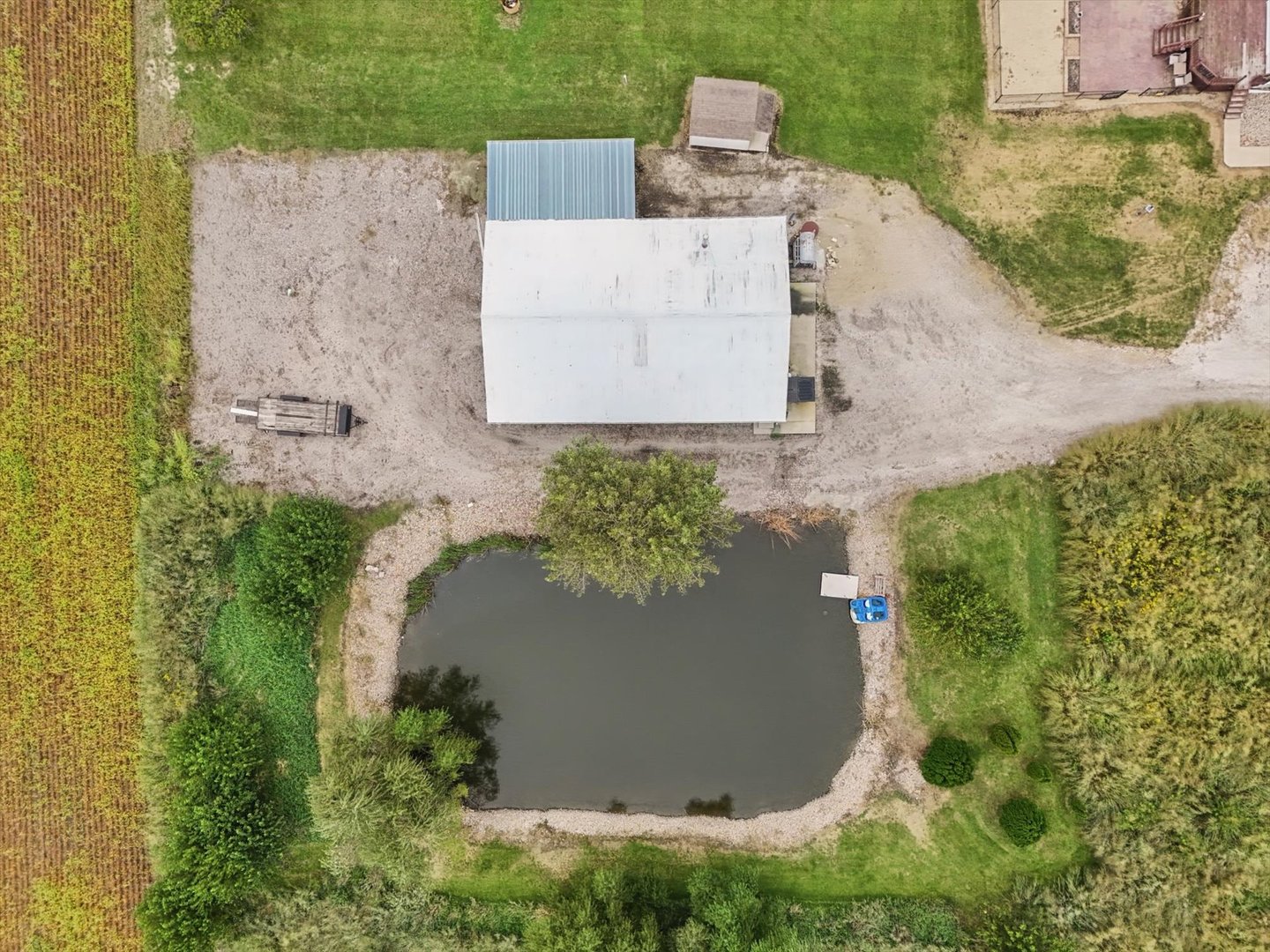 main property photo 36