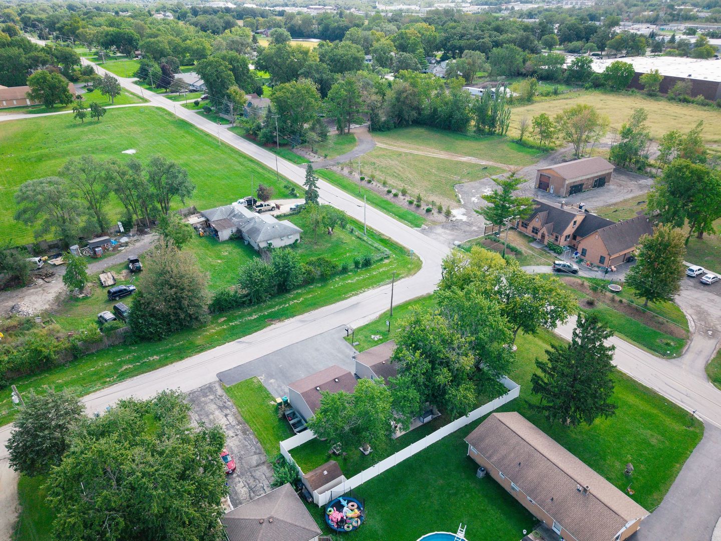 main property photo 37