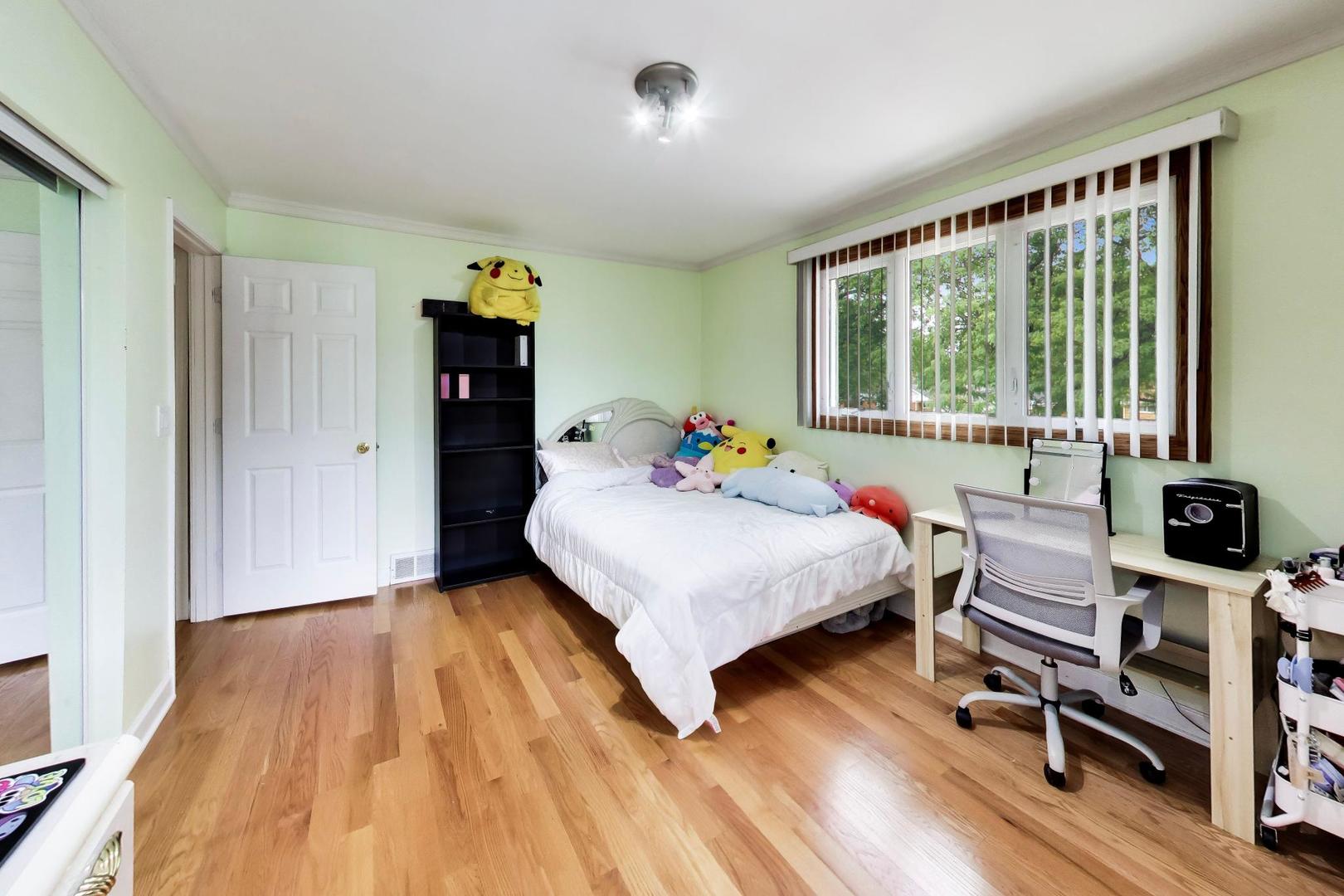 main property photo 26