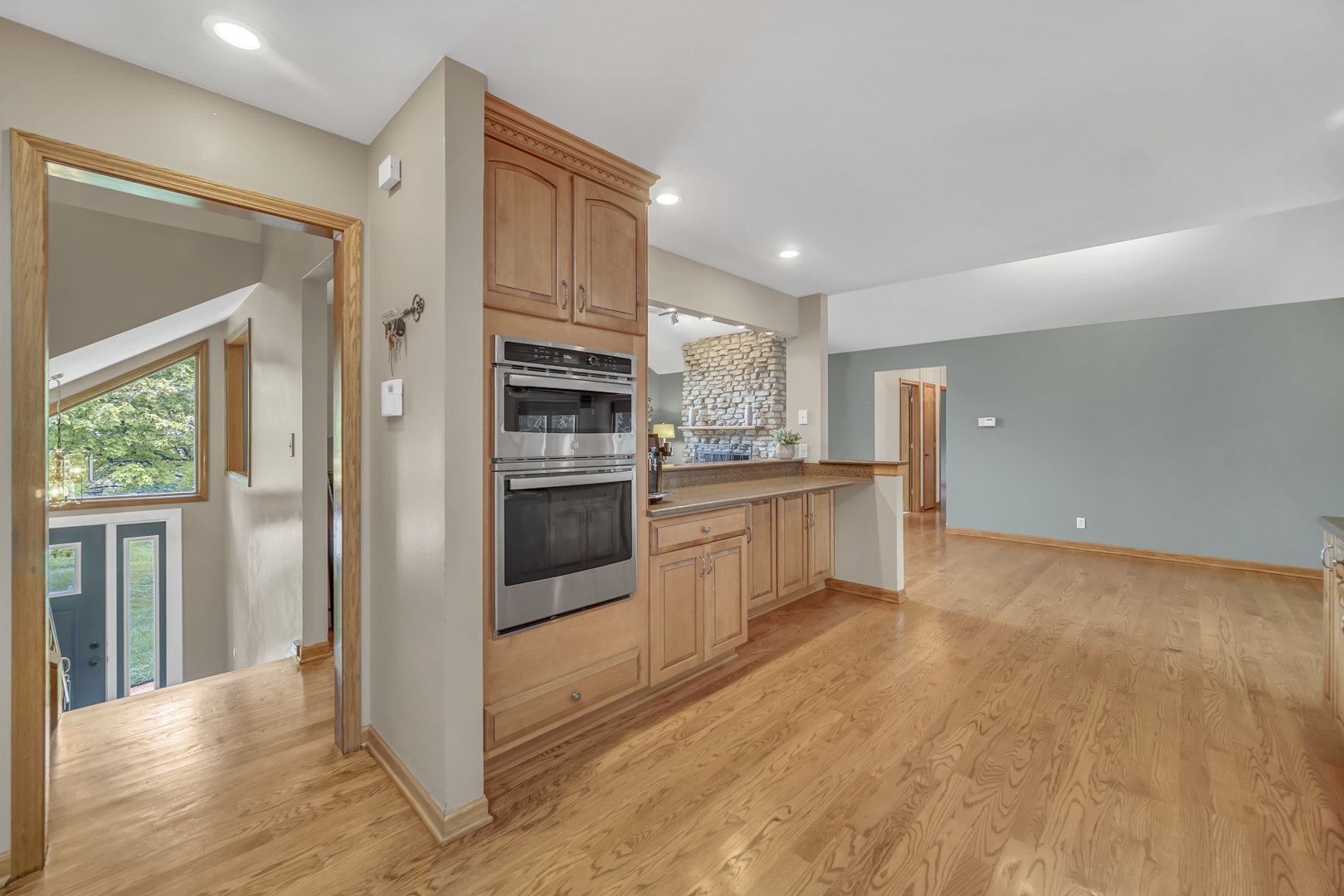 main property photo 11