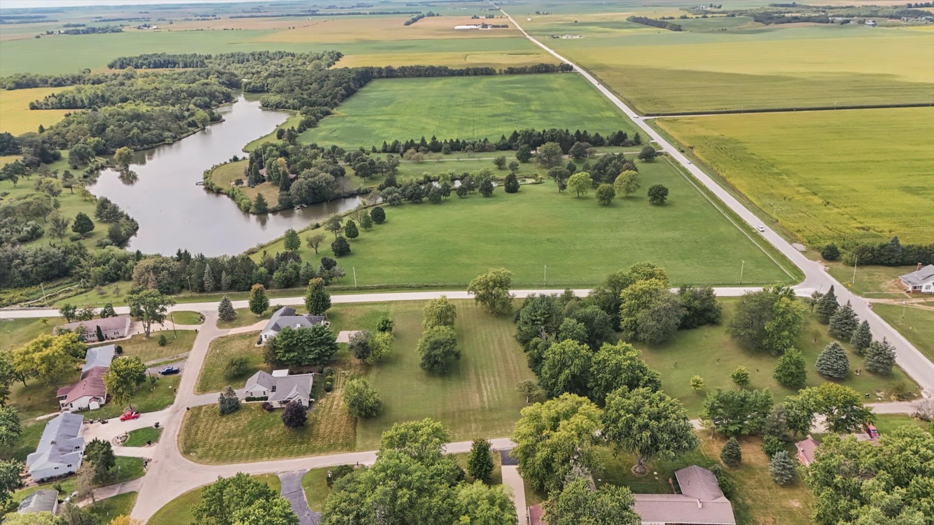 main property photo 11