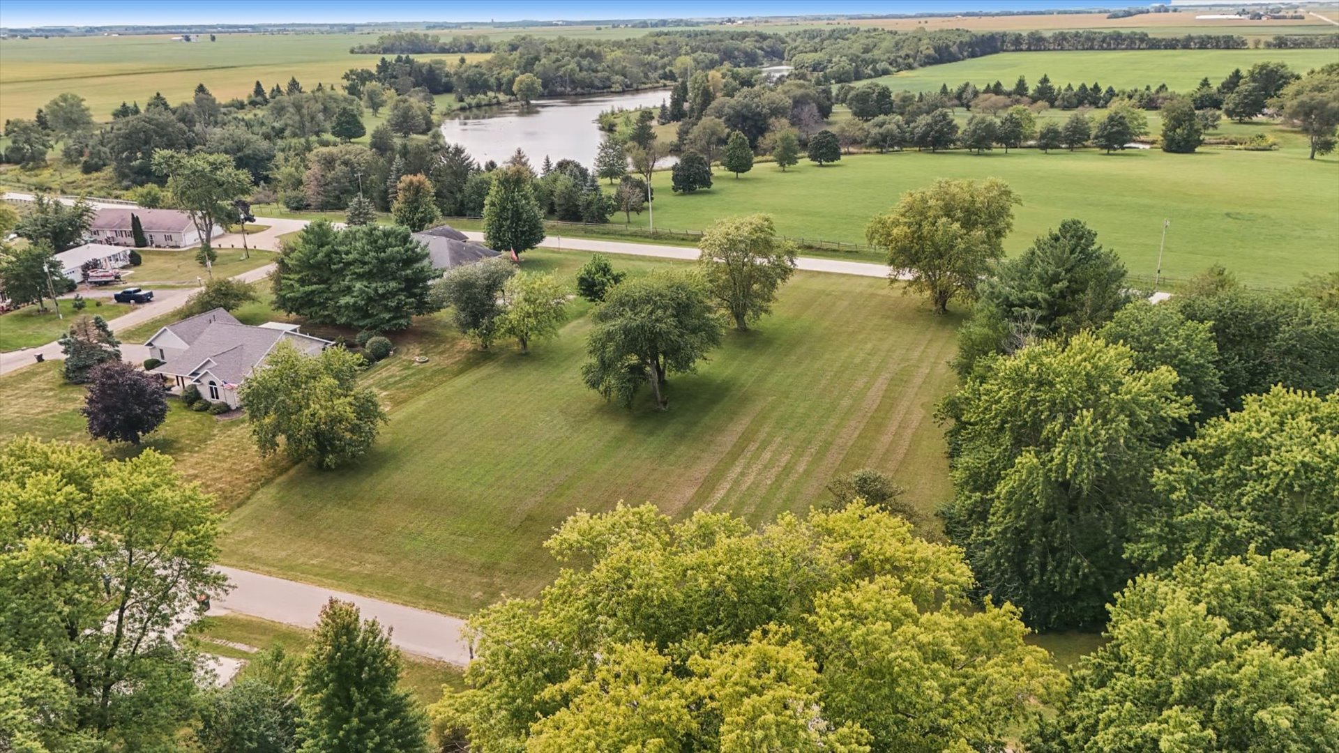 main property photo 18