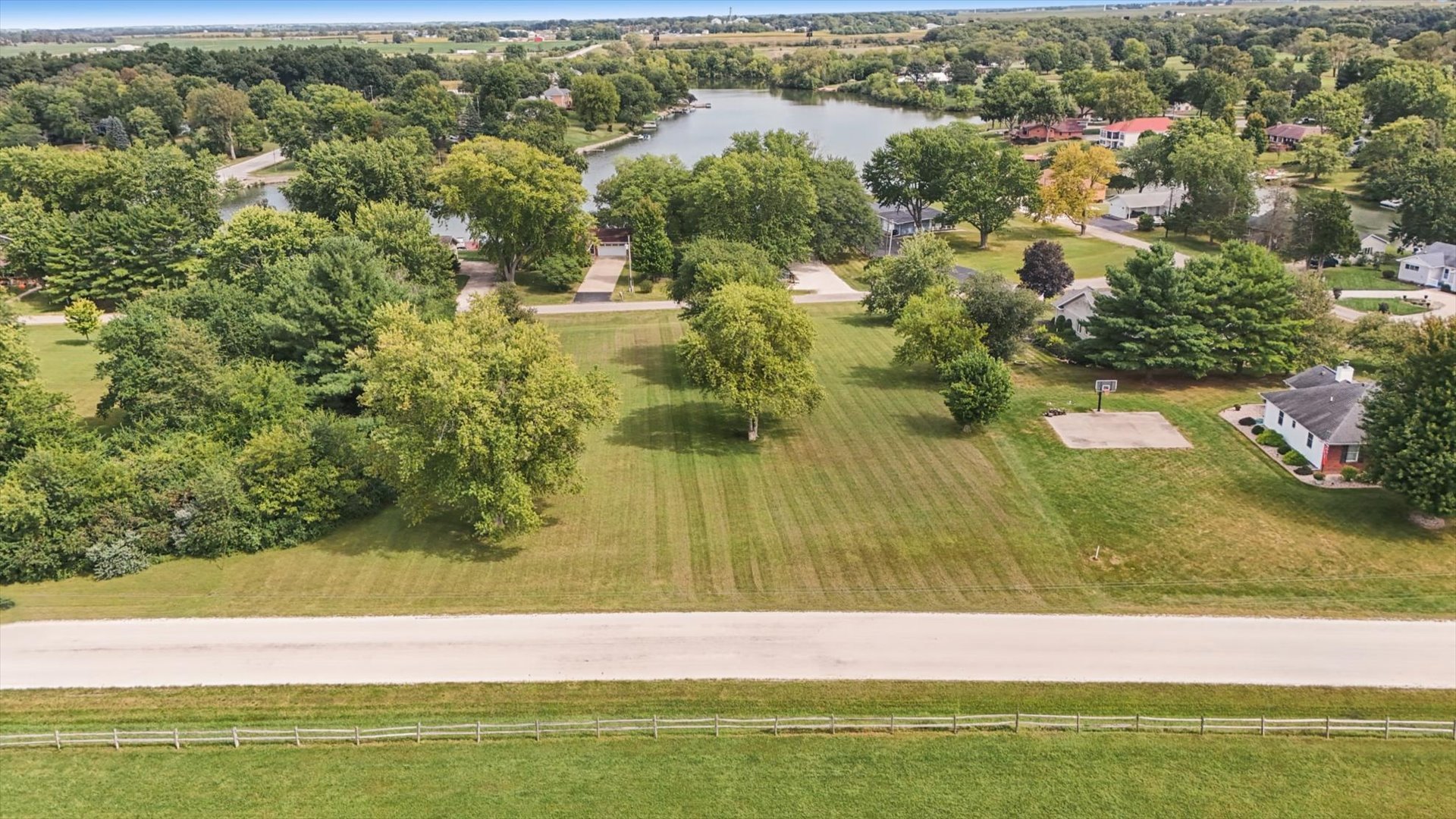 main property photo 22